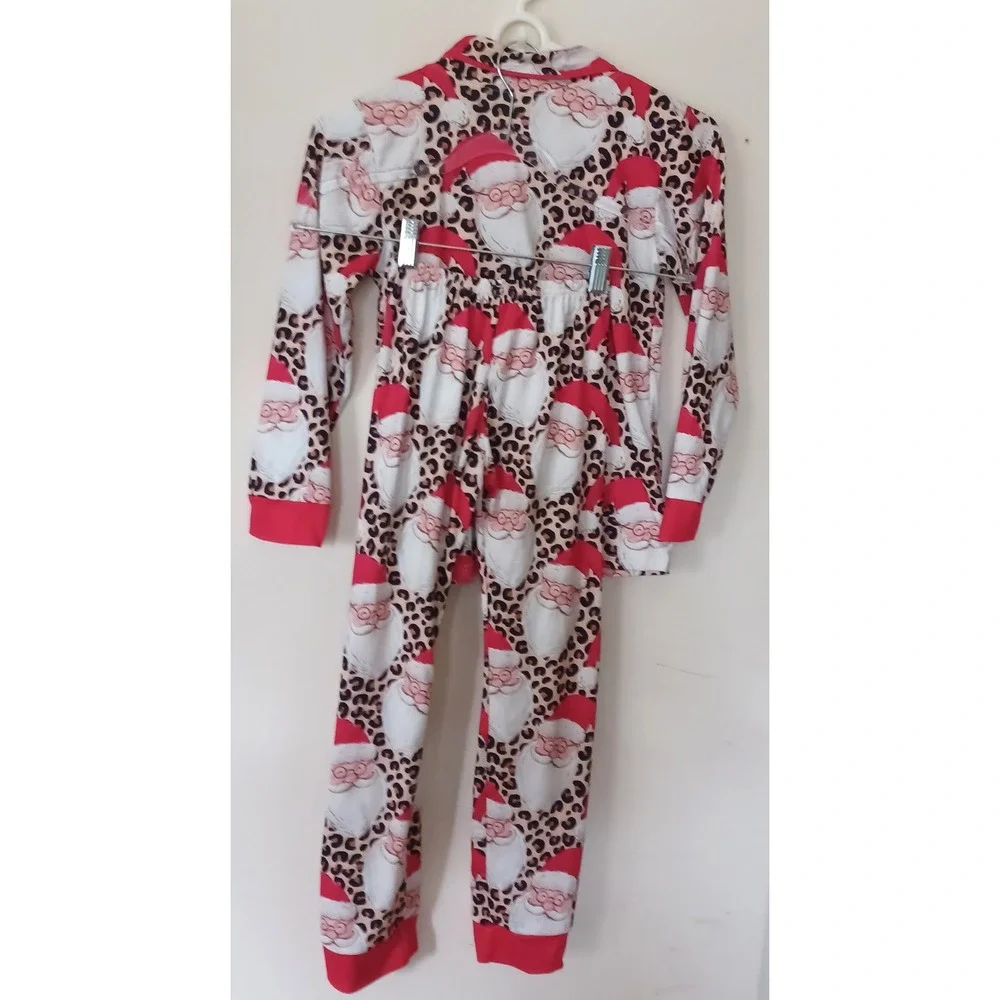 Girls 10–12T‎ Christmas Pajama Set 5XL Santa Leopard Print Button Front 2-Piece
